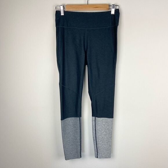 Outdoor Voices Gray Dipped Warm-Up Leggings - Picture 2 of 7